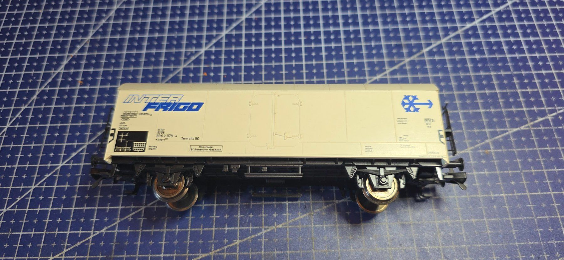 Fleischmann Modellini di ferrovie: Fleischmann Interfrigo Kühlwagen H0 DC – Usato da Hochfelden venduto da Danizh0