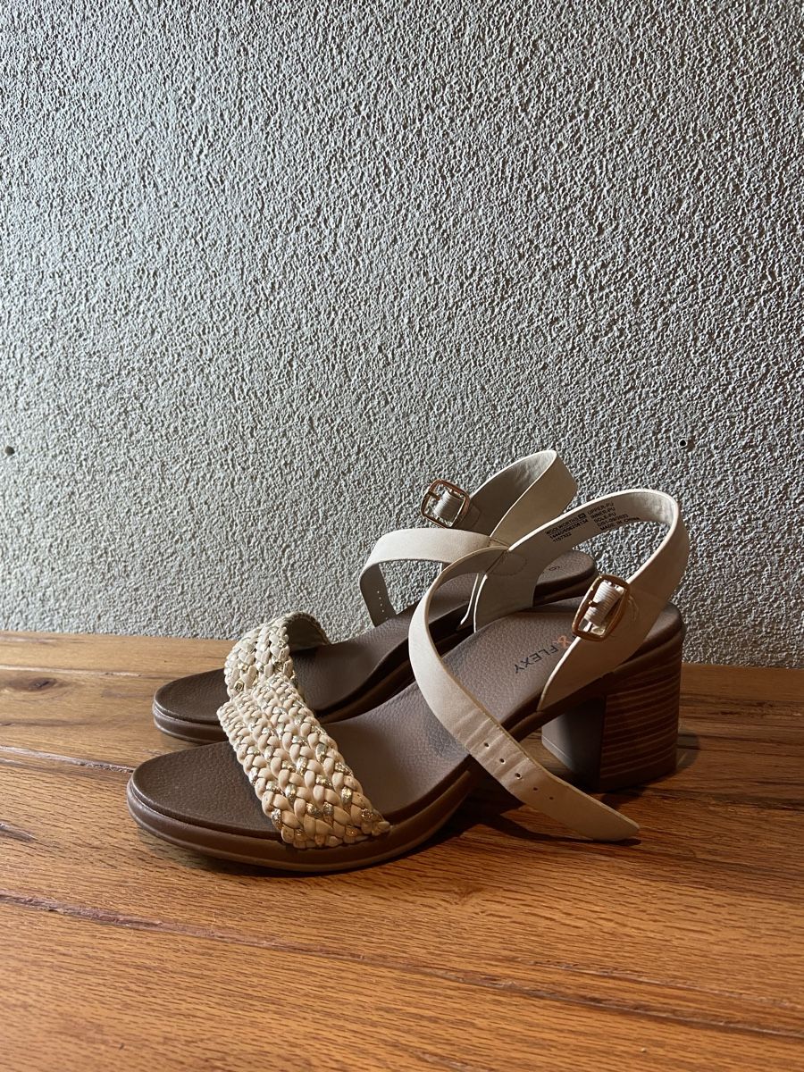Damenschuhe: Talons compensés  – Neu (gemäss Beschreibung) aus Les Paccots von eri_58kw
