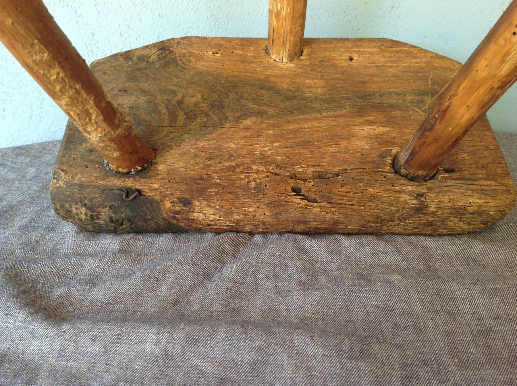 Sgabelli: hocker vintage tabouret Brutalist - anthroposophische hocker – Usato da Vuiteboeuf venduto da broticaire 6