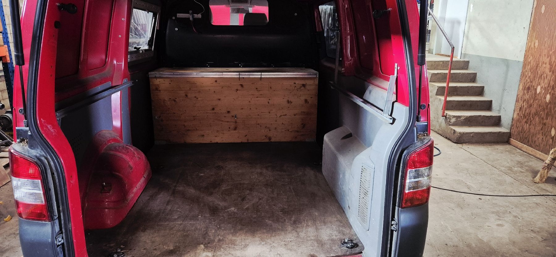 VW Nutzfahrzeuge: VW T5 Transporter – Gebraucht aus madiswil von pek 6