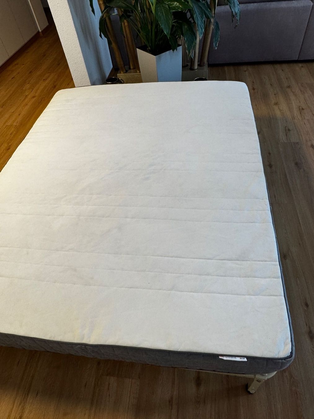 Letti: Mattress MORGEDAL 160 x 200.With Base – Usato da Wallisellen venduto da Corinne.- 9