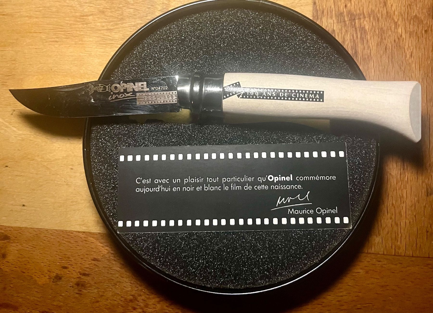 Coltelli tascabile: Opinel Commémoratif – Nuovo e nell'imballaggio originale da La Croix-de-Rozon venduto da shadows750 2