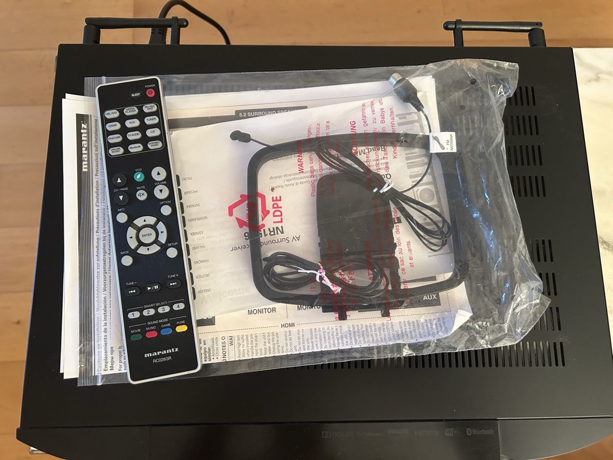 Marantz Ricevitori: Marantz AV Receiver NR1506 mit FB – Usato da Bern venduto da Carhead 5