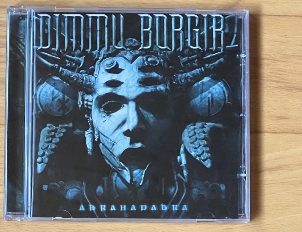 CDs: DIMMU BORGIR – D'occasion à Aadorf par Schwarzschlumpf1972