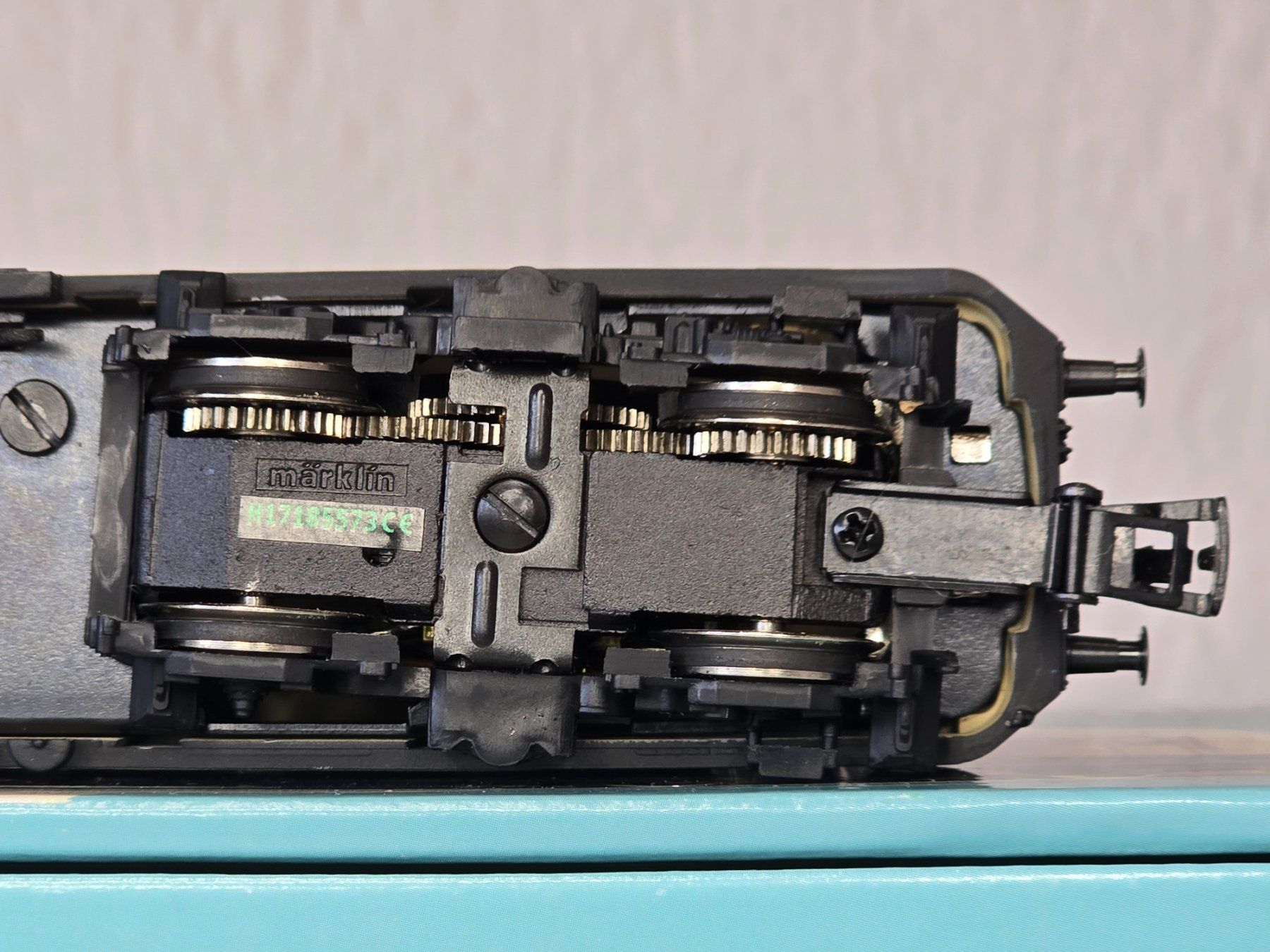 Märklin Modelleisenbahnen: Märklin 30390, DB, E10, BR E 10.1242, MFX Digital, Vitrine – Neu (gemäss Beschreibung) aus Kloten von Nicola2 9