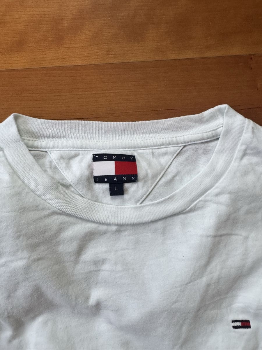 Tommy Hilfiger T-shirts: Tommy Jeans T-shirt Bundle – D'occasion à Wettswil par alstel24 3