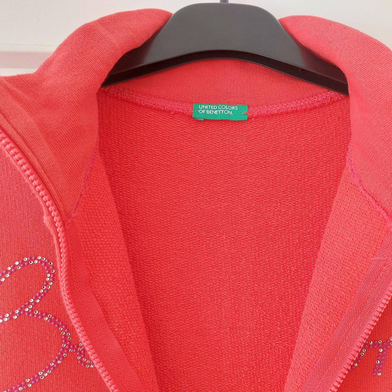 Benetton Camicette, T-shirt & Top: Sweat Benetton 11-12ans, 160 cm – Nuovo (secondo la descrizione) da Lausanne venduto da anta-123 2