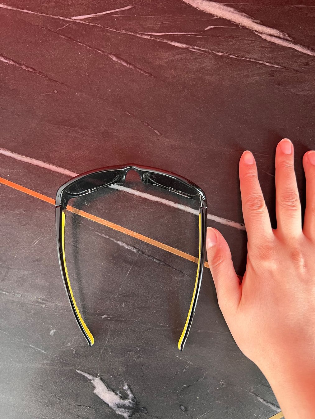 Brillen & Gläser: Sonnenbrille Kinder schwarz – Gebraucht aus Zürich von car_x52z 3