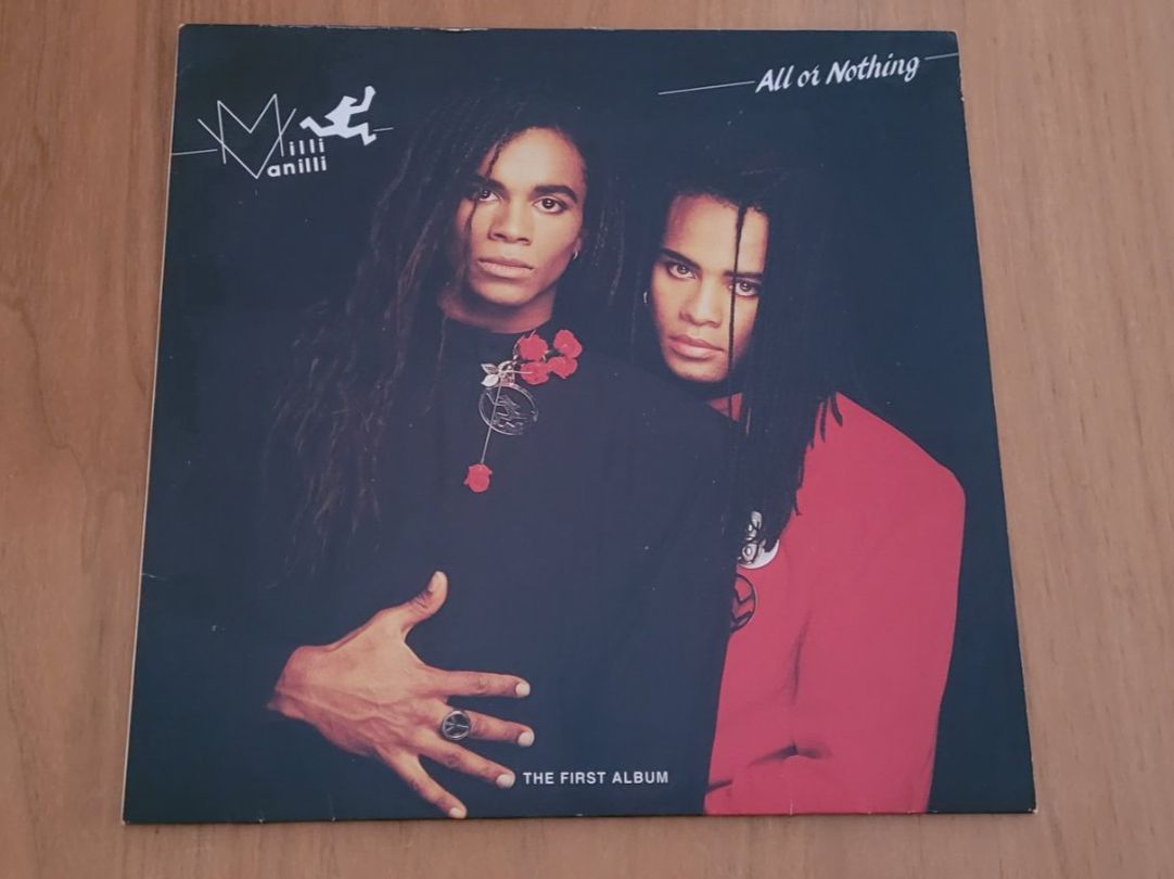 Dischi in vinile: LP  Milli Vanilli – Usato da Martigny venduto da MZ-67
