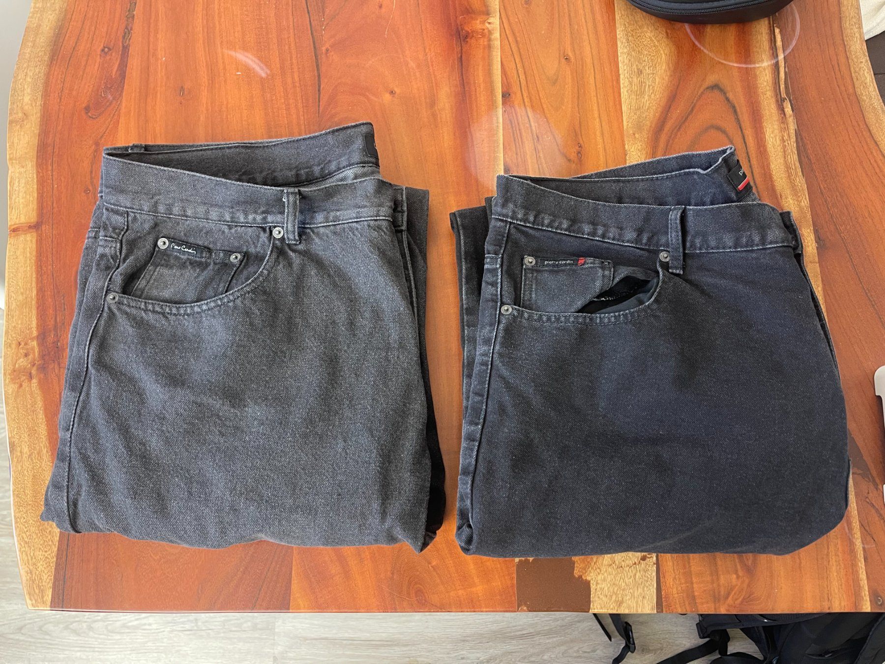Pierre Cardin Jeans: 2 Hosen Pierre Cardin – Gebraucht aus Lenzburg von R-T-I 1