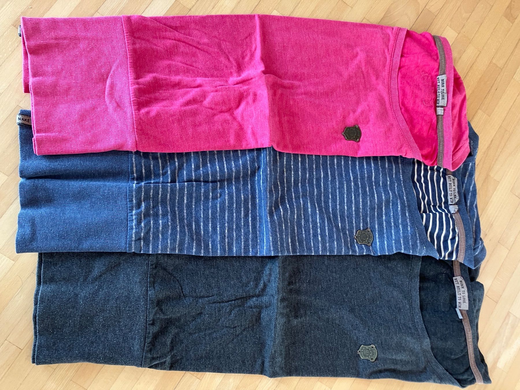 Naketano T-Shirts: Naketano Shirts – Gebraucht aus Chur von steffeli04 1