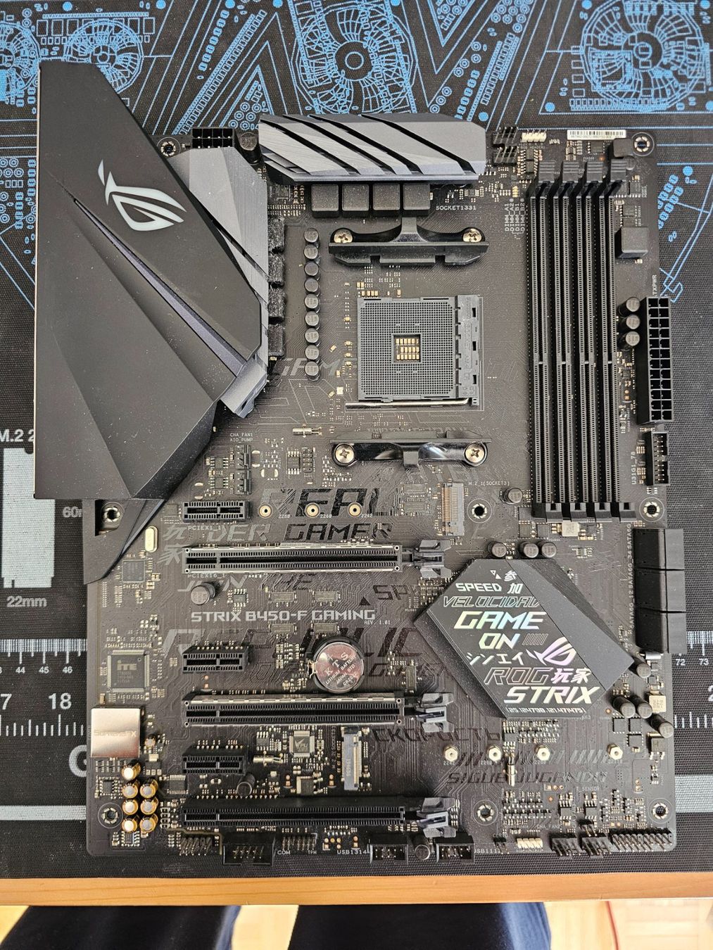 Asus Schede madri: Asus Strix B450-F Gaming - Défectueux – Difettoso da Fribourg venduto da baltenspda