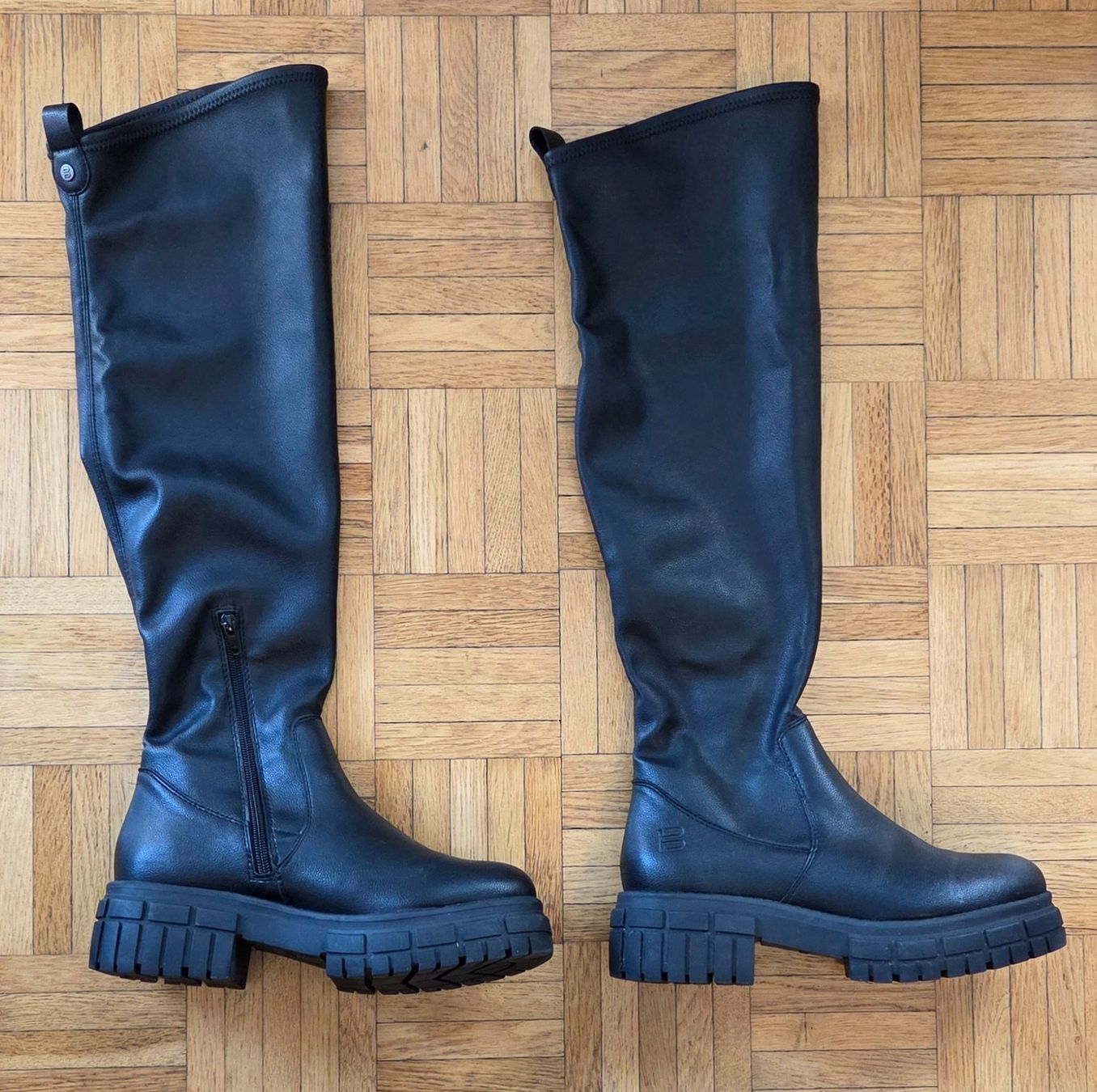 Damenschuhe: Bugatt Stiefel Grösse 39 – Gebraucht aus Brüttisellen von ruebli-fan13 1