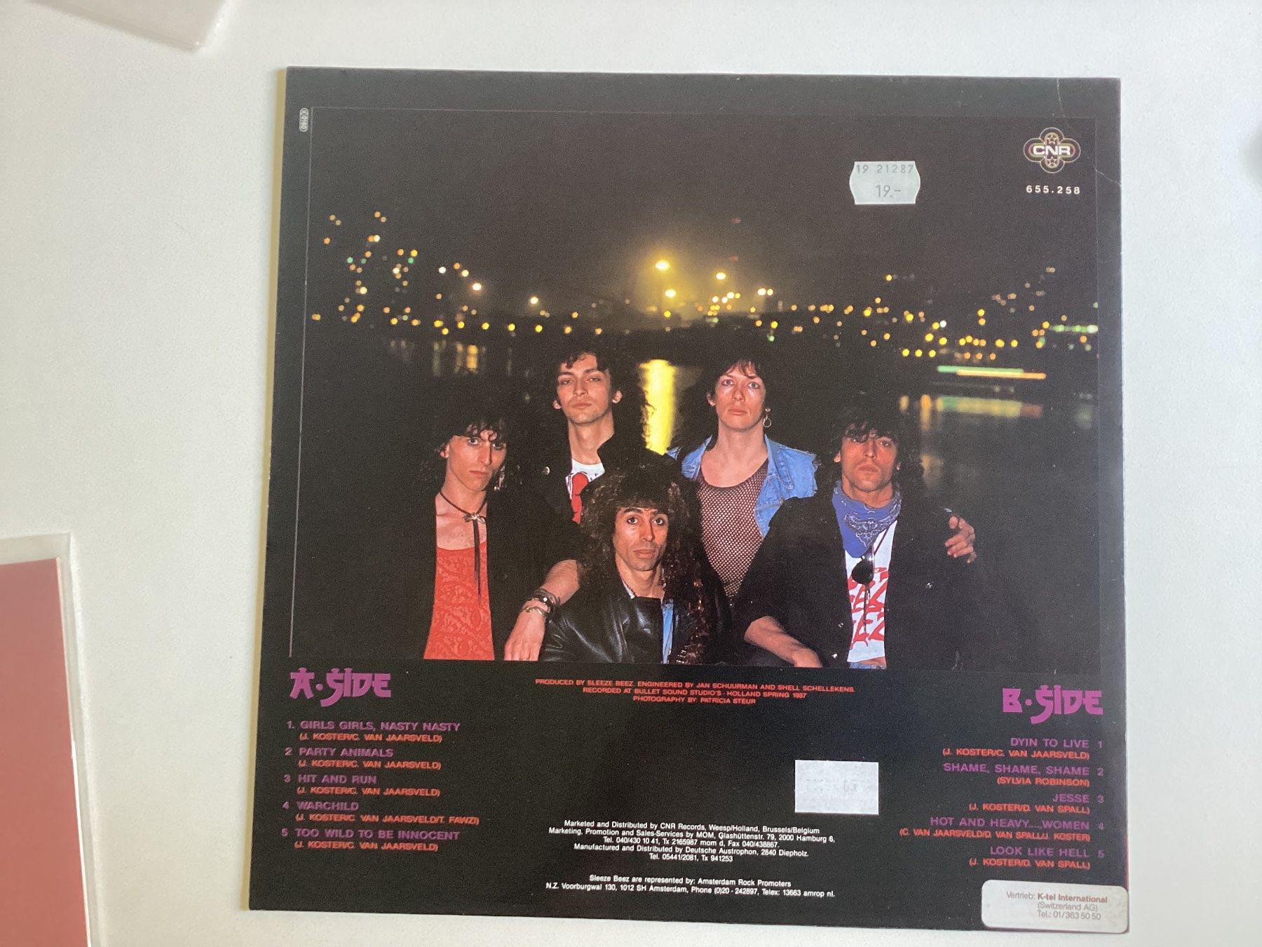 Dischi in vinile: Sleeze Beez LP - Look Like Hell – Usato da Gutenswil venduto da Hamzian 1