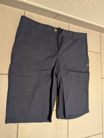 *** Shorts der Marke "DC" ***