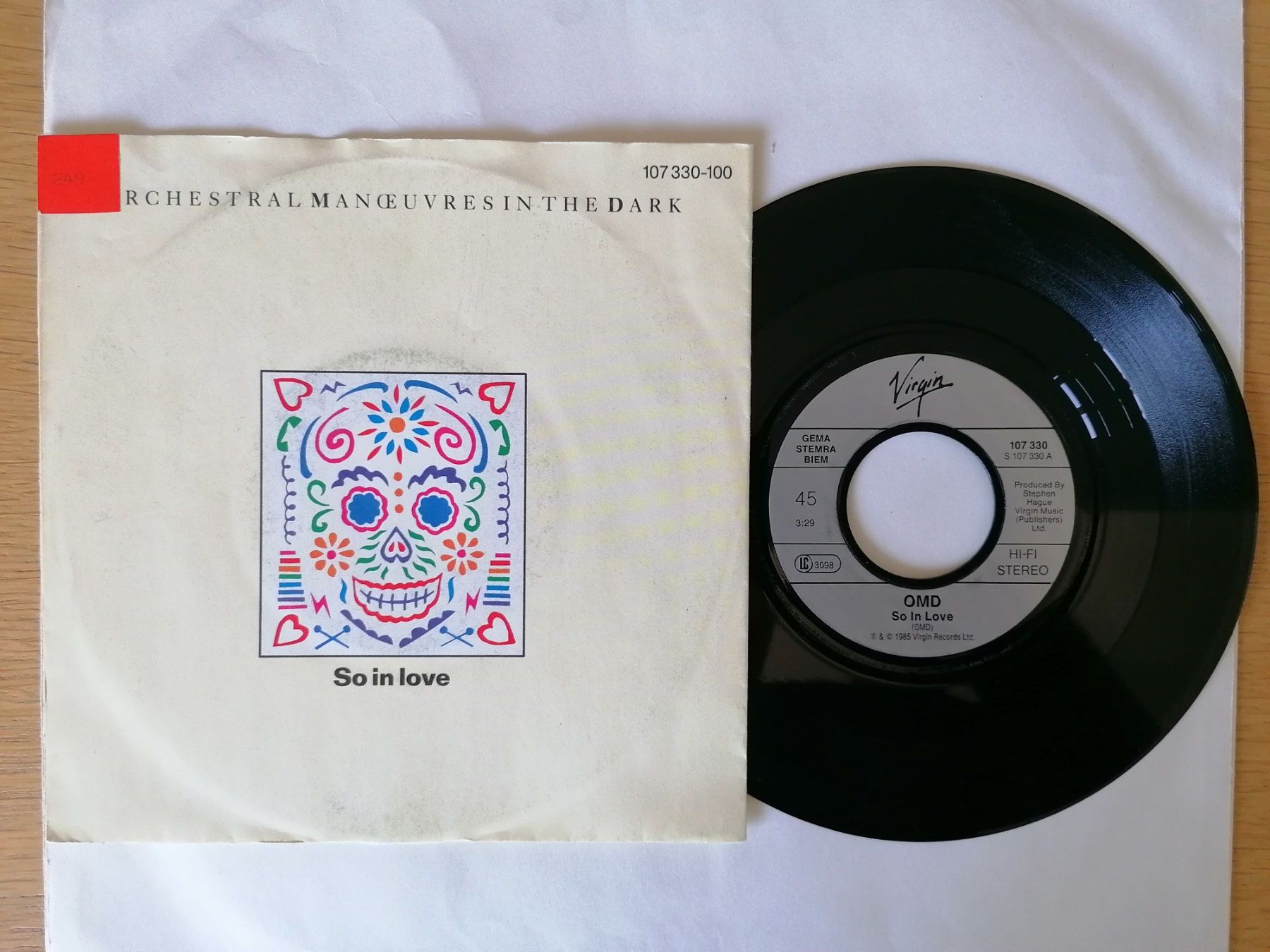 Dischi in vinile: OMD - "So in Love" Vinyl Single 7" Schallplatte, – Usato da Beinwil am See venduto da Funkthesizer