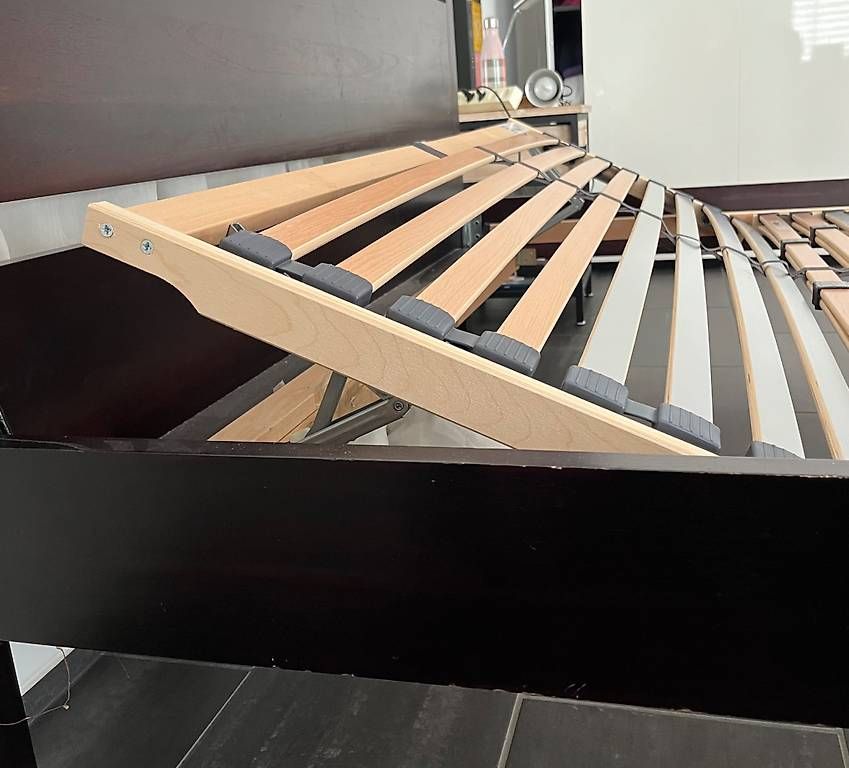 Letti: Himmelbett mit Lattenrost und Matratze – Usato da Schaffhausen venduto da cyn_f7yg 4