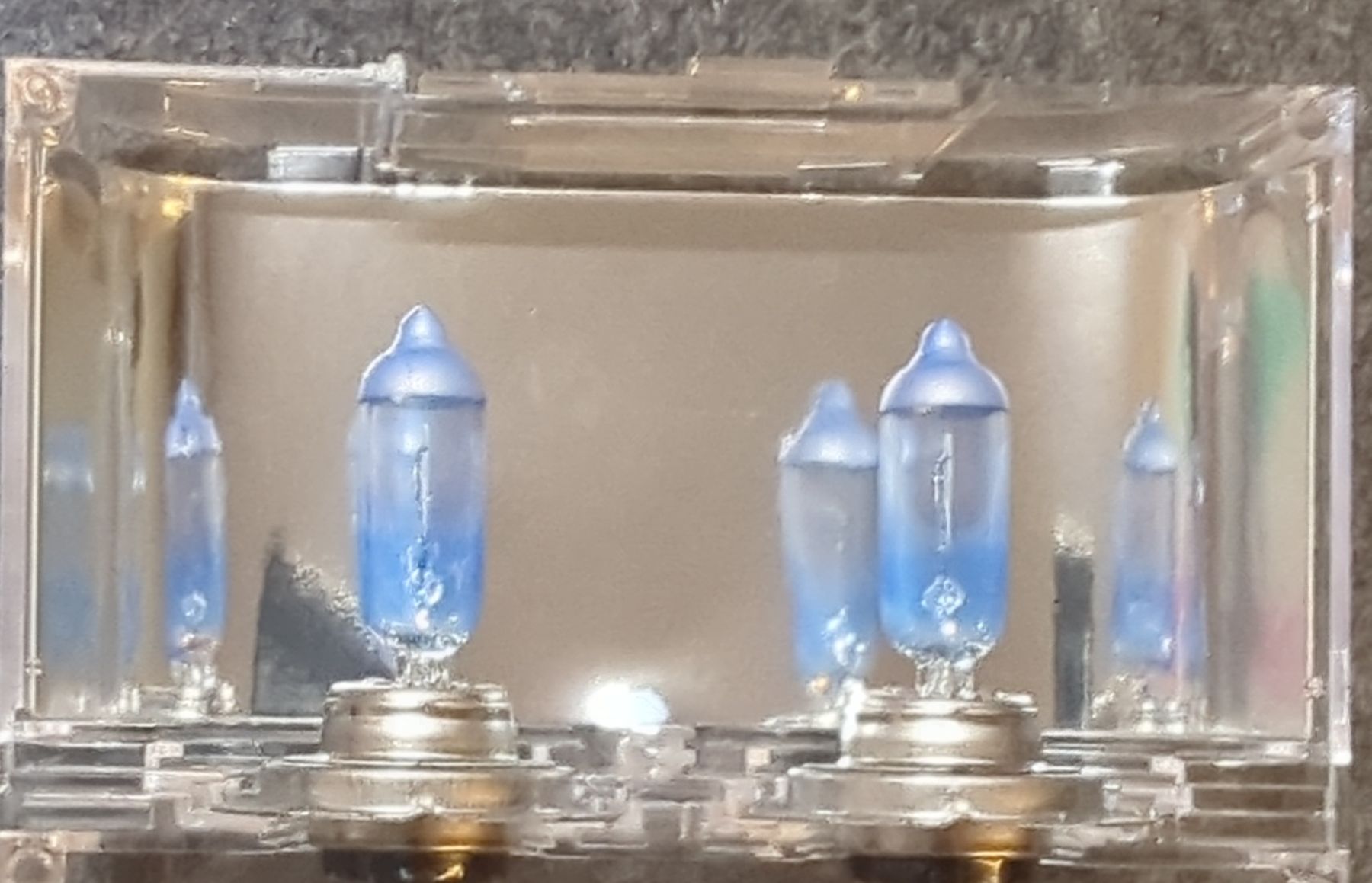 Philips Lampade: Philips BlueVision Moto H7 - Top! – Usato da Eisten venduto da manuel.furrer