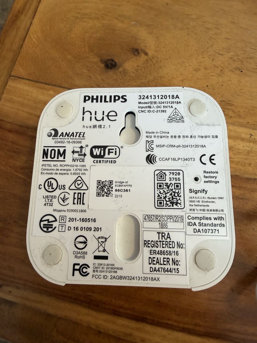 Philips Hubs & Switches: Philips Hue Bridge – D'occasion à Niederlenz par karuro 2