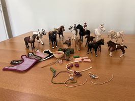 viele Schleich Pferde, Fohlen und Zubehör