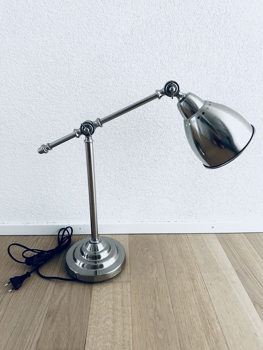 Ikea Lampade: Ikea metal desk lamp 11 W – Usato da Kilchberg ZH venduto da malibubeach