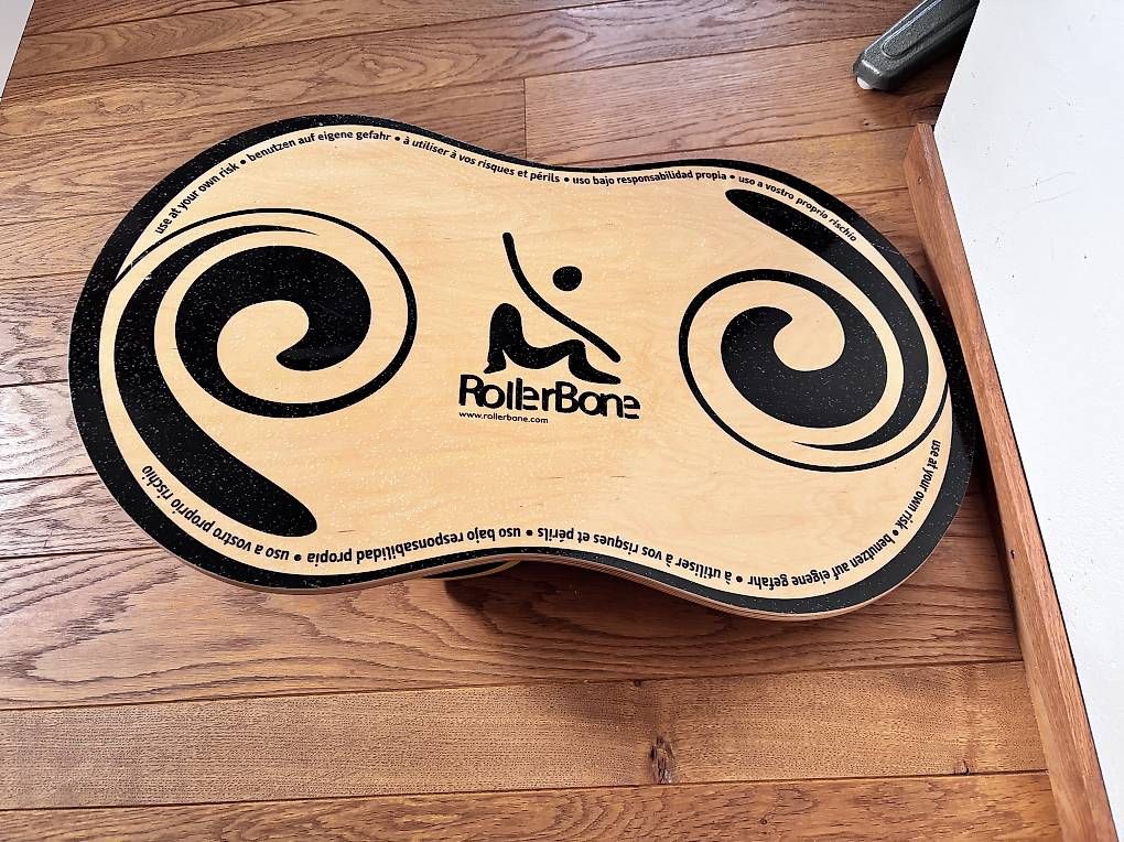 Hometrainer: RollerBone Balance Board mit Rolle  wie neu – Gebraucht aus Aarau von Holly7777 1