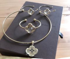 🔥❣️🔥Megaschönes Louis Vuitton Schmuckset NP:CHF1155🔥❣️🔥