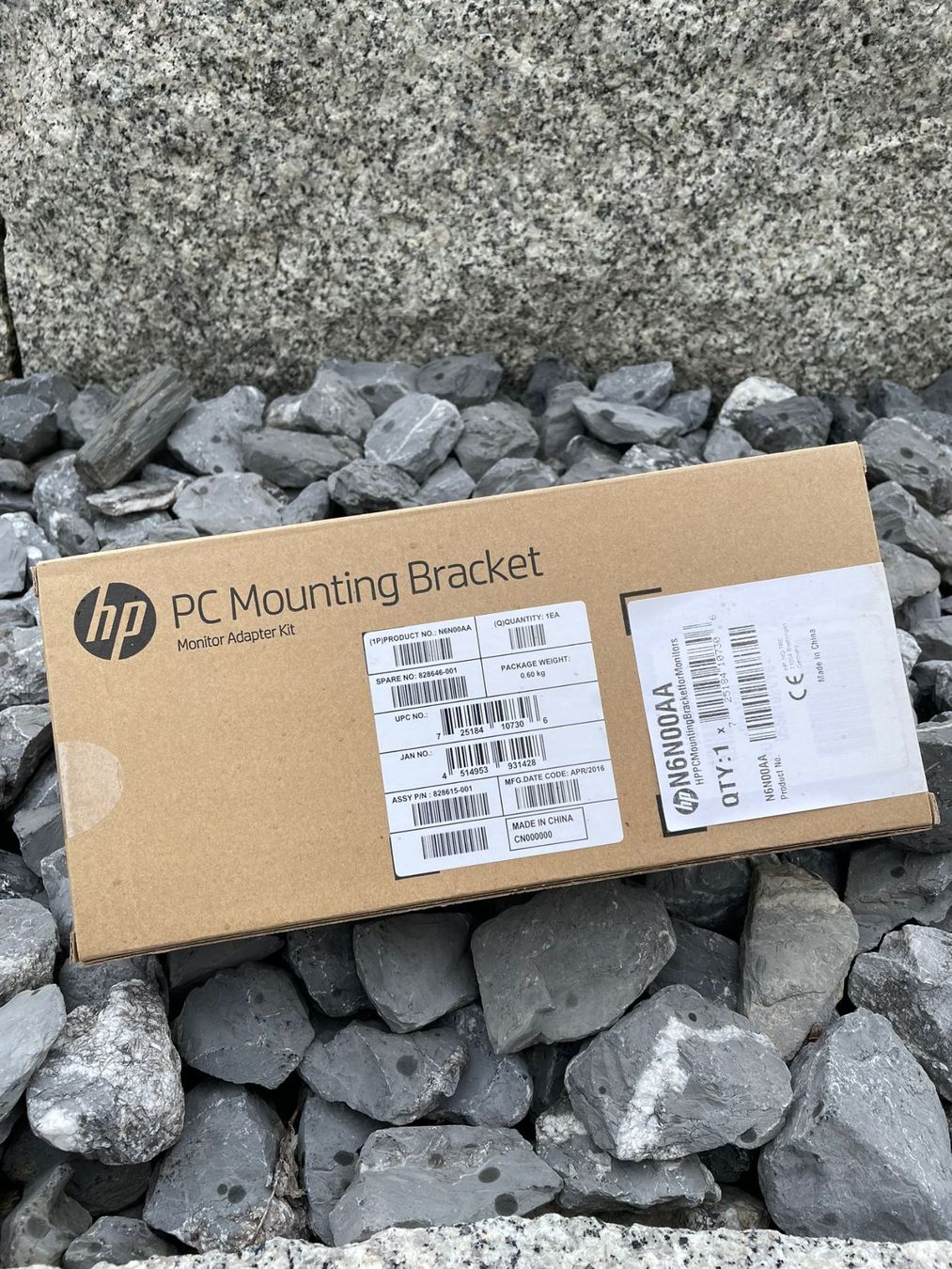 Supporti a parete: PC Mounting Bracket von HP mit HDMI Kabel – Nuovo e nell'imballaggio originale da Wängi venduto da Thurgauer98 3