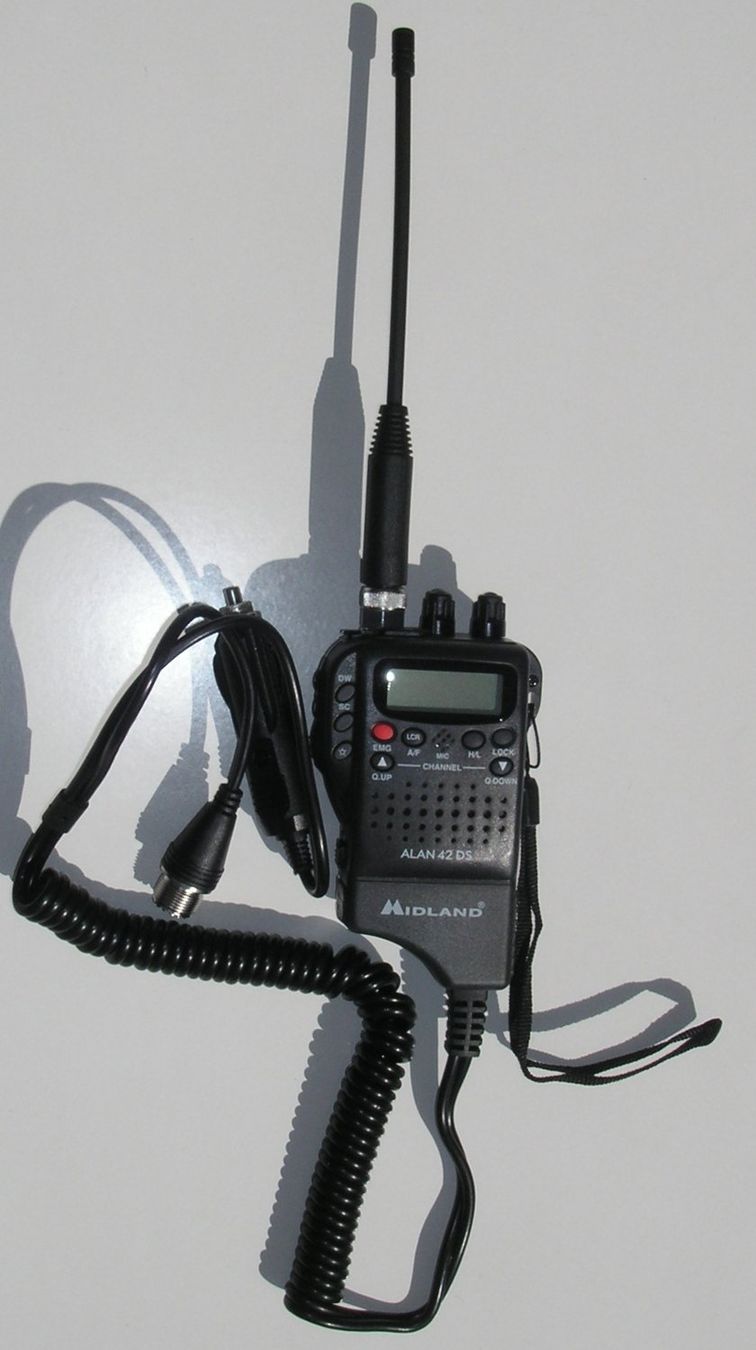 Technique de radiocom: CB-Handfunkgerät  Midland Alan 42 DS einzeln abgestimmt – Neuf avec emballage d'origine à Wetzikon ZH par kleinerfunk 2