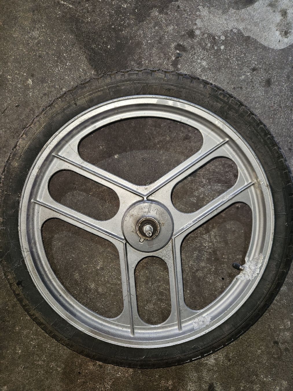 Pneumatici & Ruote complete: 17Zoll Mofa Felge – Usato da Rüfenacht BE venduto da sefa1.5