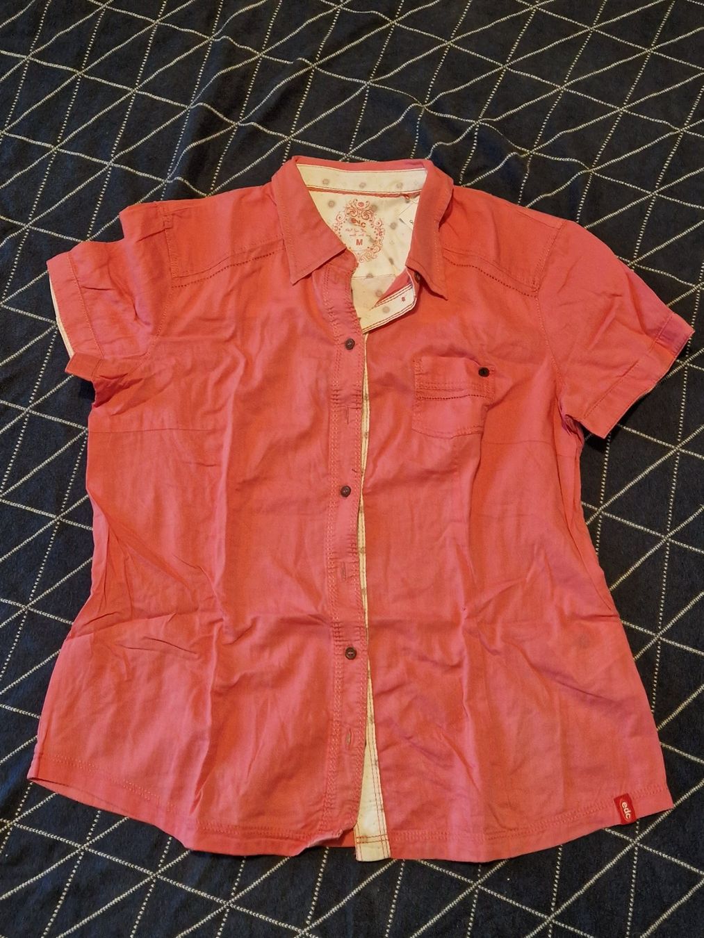 Esprit Camicette: Esprit Bluse kurzarm pink M – Usato da MUEHLAU venduto da ibo_5c7d