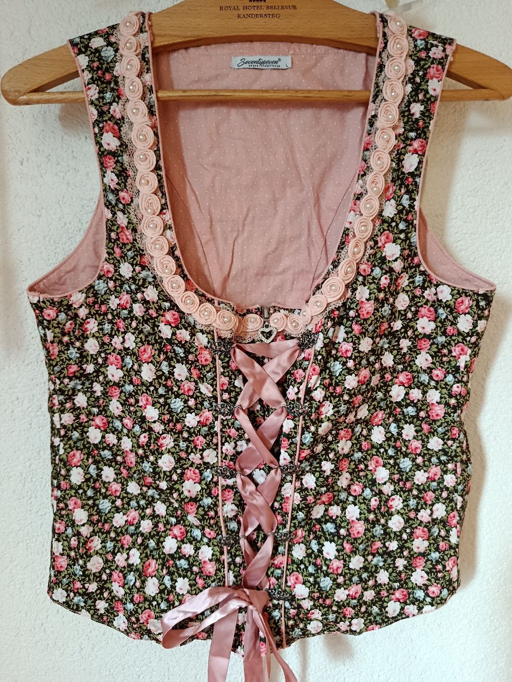 Blusen: Dirndl Oberteil Gr. L seventyseven – Gebraucht aus Wattwil von sunicheyenne