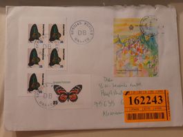 Rare: Enveloppe avec Timbres Papillons et Saint Marin!