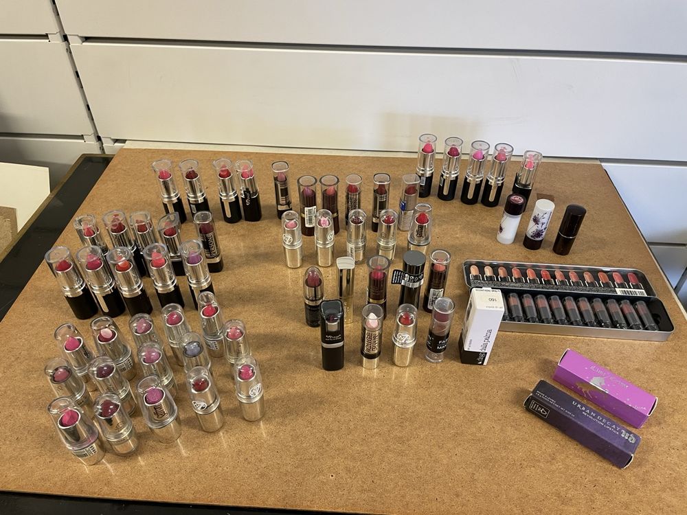 Jeux PS4 Variés - État Comme Neuf - Ouverts Mais Parfaits - Action, Aventure, Combat, Stratégie