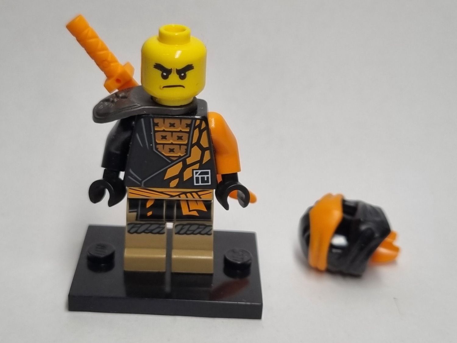 Lego Kit di costruzioni: LEGO Ninjago njo0720 Cole - Core, Shoulder Pad – Nuovo (secondo la descrizione) da Basadingen venduto da NekoBricks 4