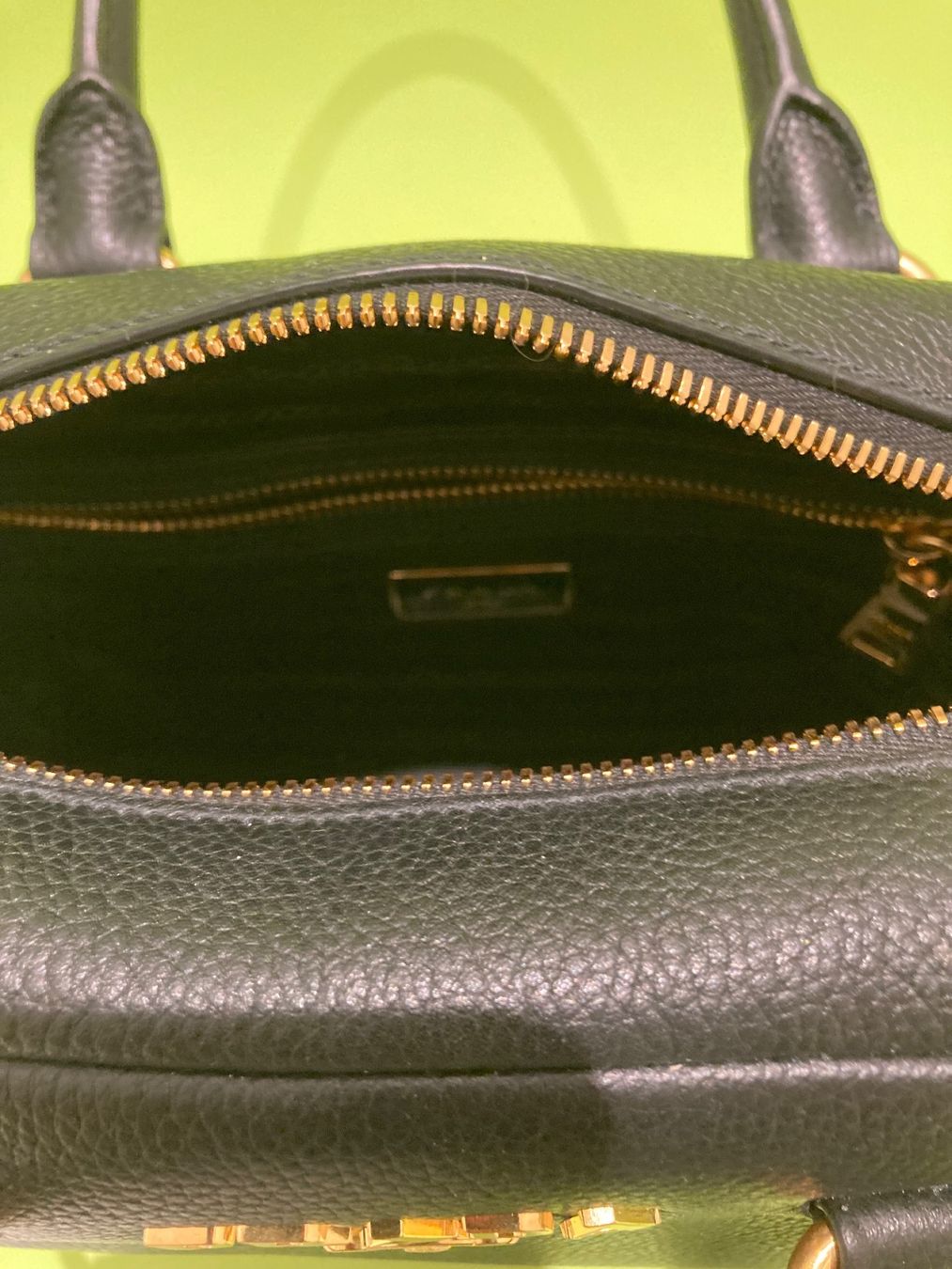 Prada Borse da donna: Prada borsa pelle – Usato da Paradiso venduto da Kayakara 4