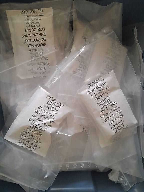 Mineralien & Heilsteine: Silicalgelbeutel 100g 27Stk. – Neu und originalverpackt aus Ebnat-Kappel von mon_nk52