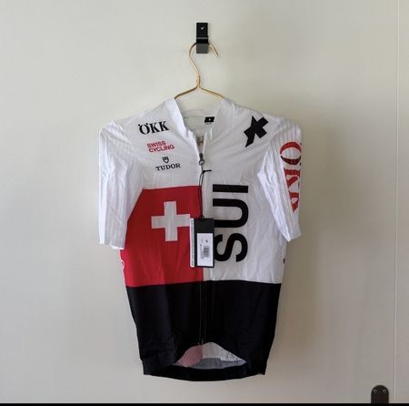 Assos Swiss Cycling Rs Jersey 2025 Grösse S