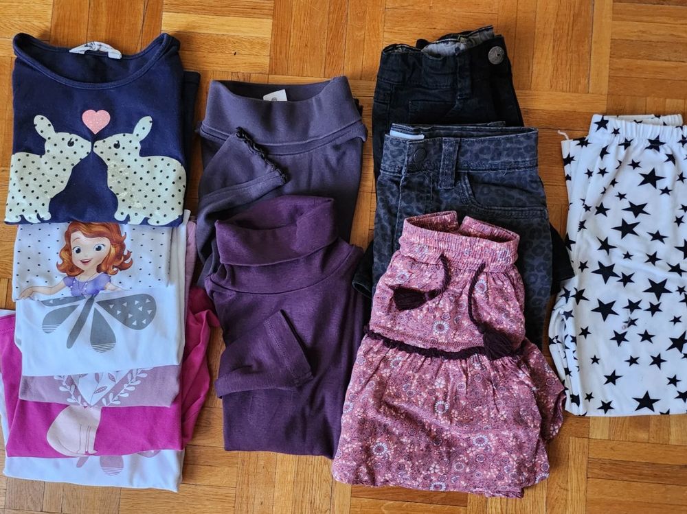 Lot De Vêtements Fille 3 Ans - 5 Jupes + 7 T-shirts Manches Longues + 1 Débardeur - Occasion TB