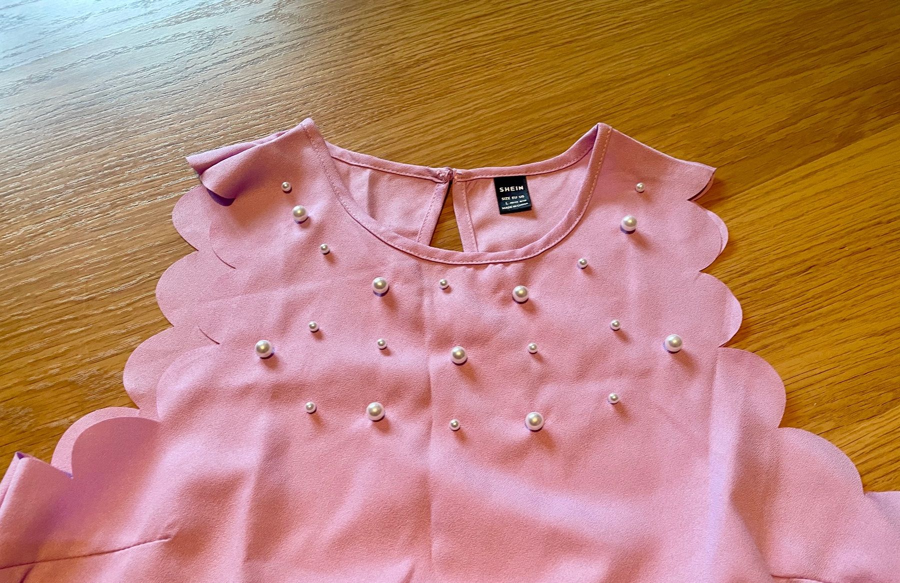Shein Tops: Shein Perlentop Neu – Neu (gemäss Beschreibung) aus Baden von Tiffany6878 1