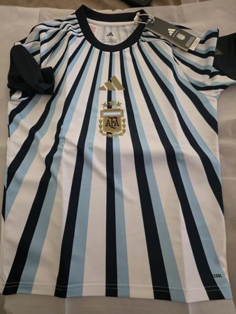 Maillot Adidas Argentine taille 152 neuf avec étiquette