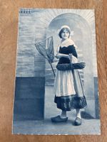 Alte AK 1915 Holland Frau Tracht Fischernetz Motivkarte