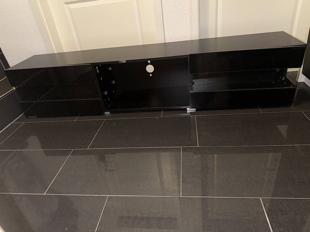 TV Möbel: Tv Board 180cm schwarz – Gebraucht aus oensingen von df1988 1