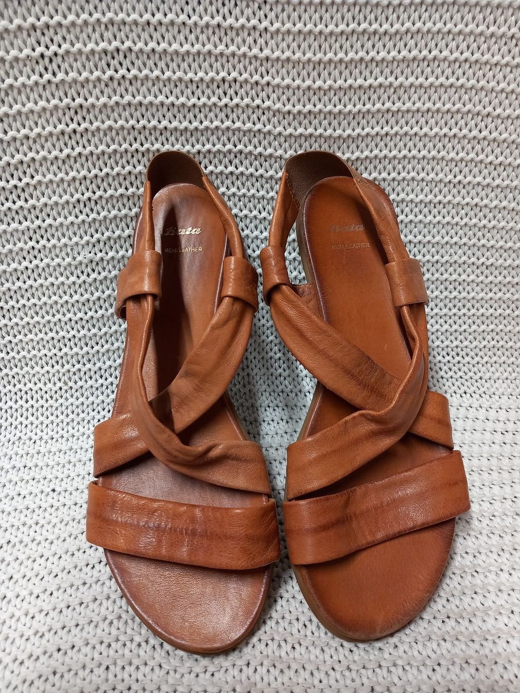 Damenschuhe: Bata Leder Sandalen Gr.39 braun – Gebraucht aus Gwatt (Thun) von umwelt-brocki