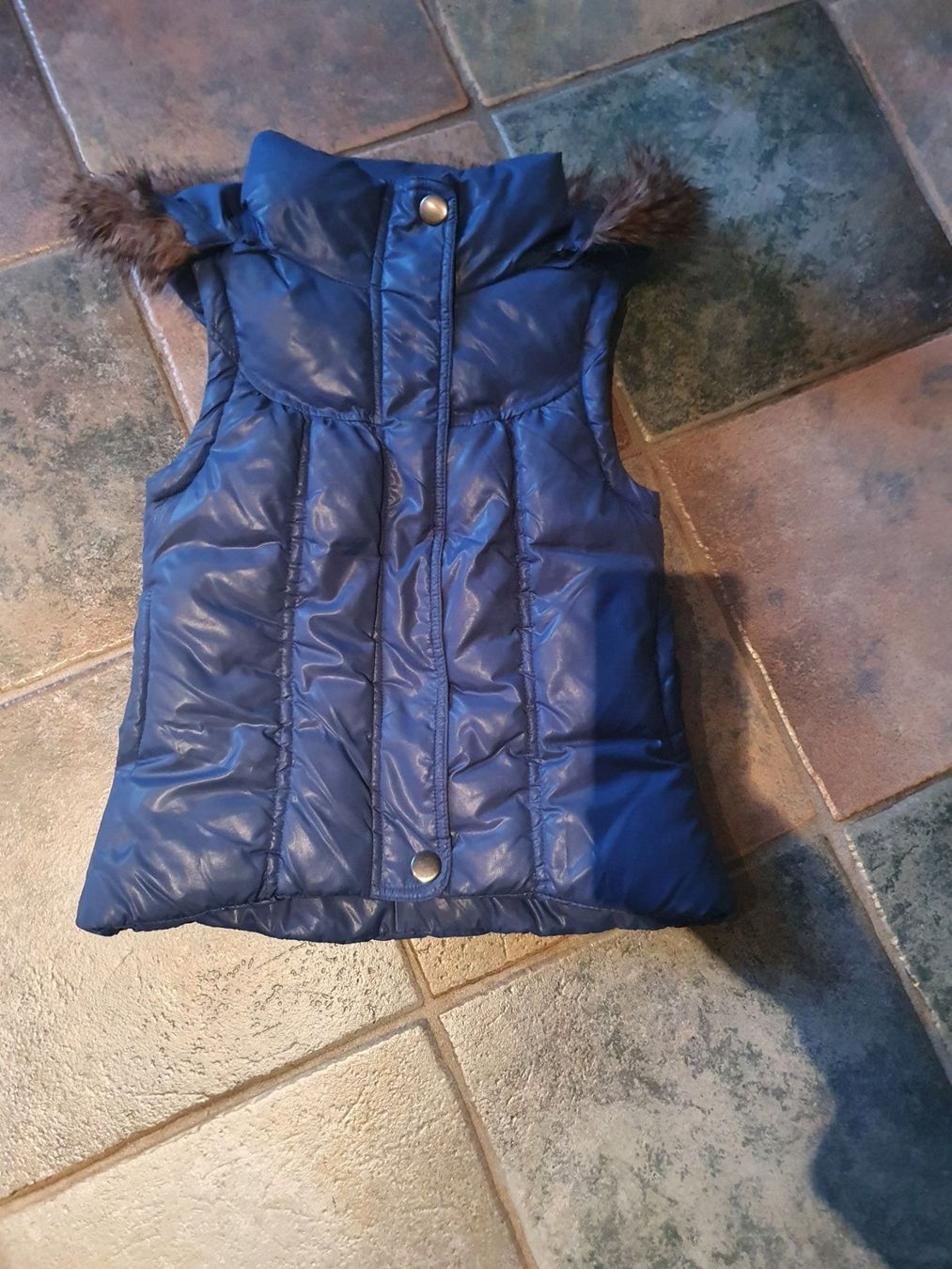 Sonstige Mädchenkleider: Gilet von INSIDE by Campus Gr. 134/140 – Gebraucht aus Staffelbach von anit77 1