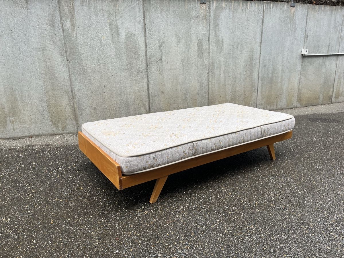 Betten: Daybed – Gebraucht aus Zürich von du_bois 1