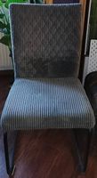 Quatre magnifiques chaises de salle à manger (gris argenté)