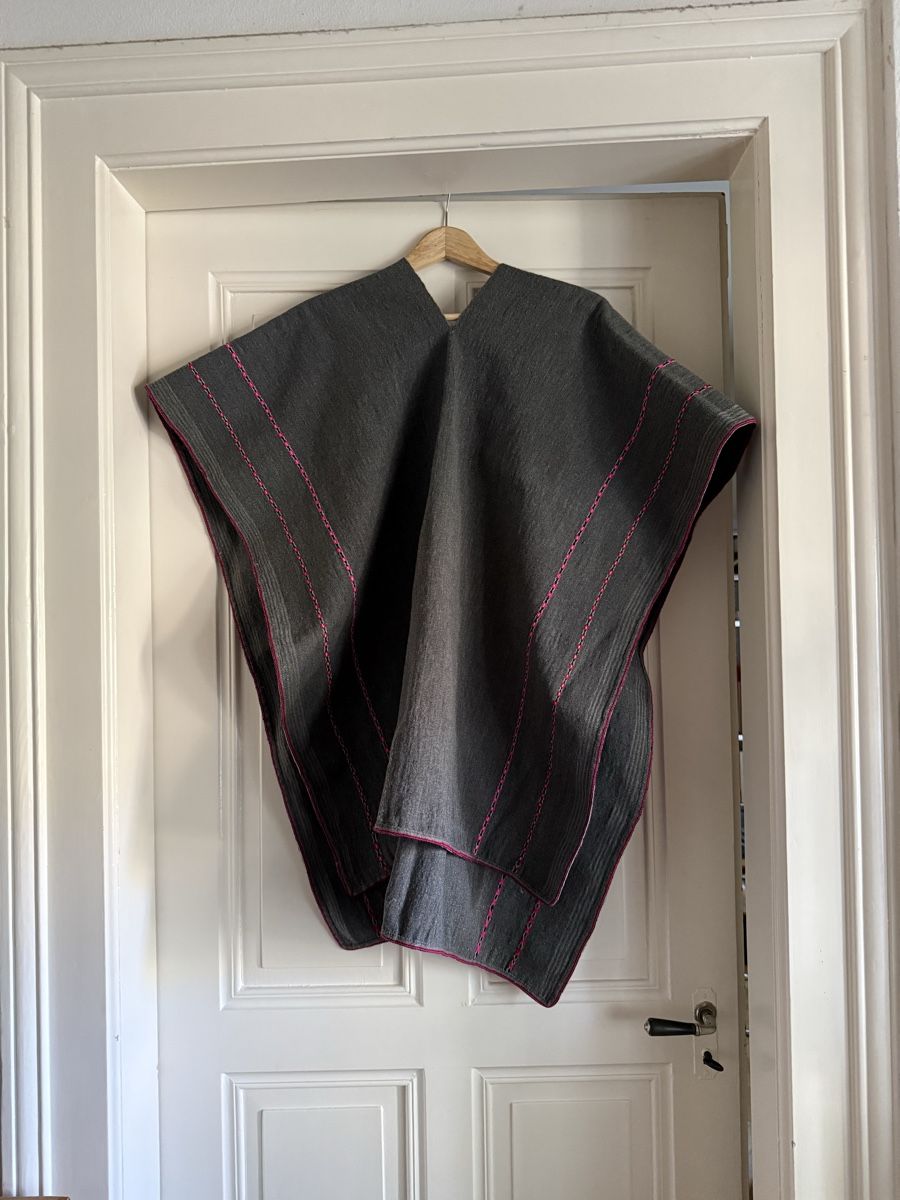 Giacche: Poncho Anden – Usato da Bern venduto da kabinettstueck