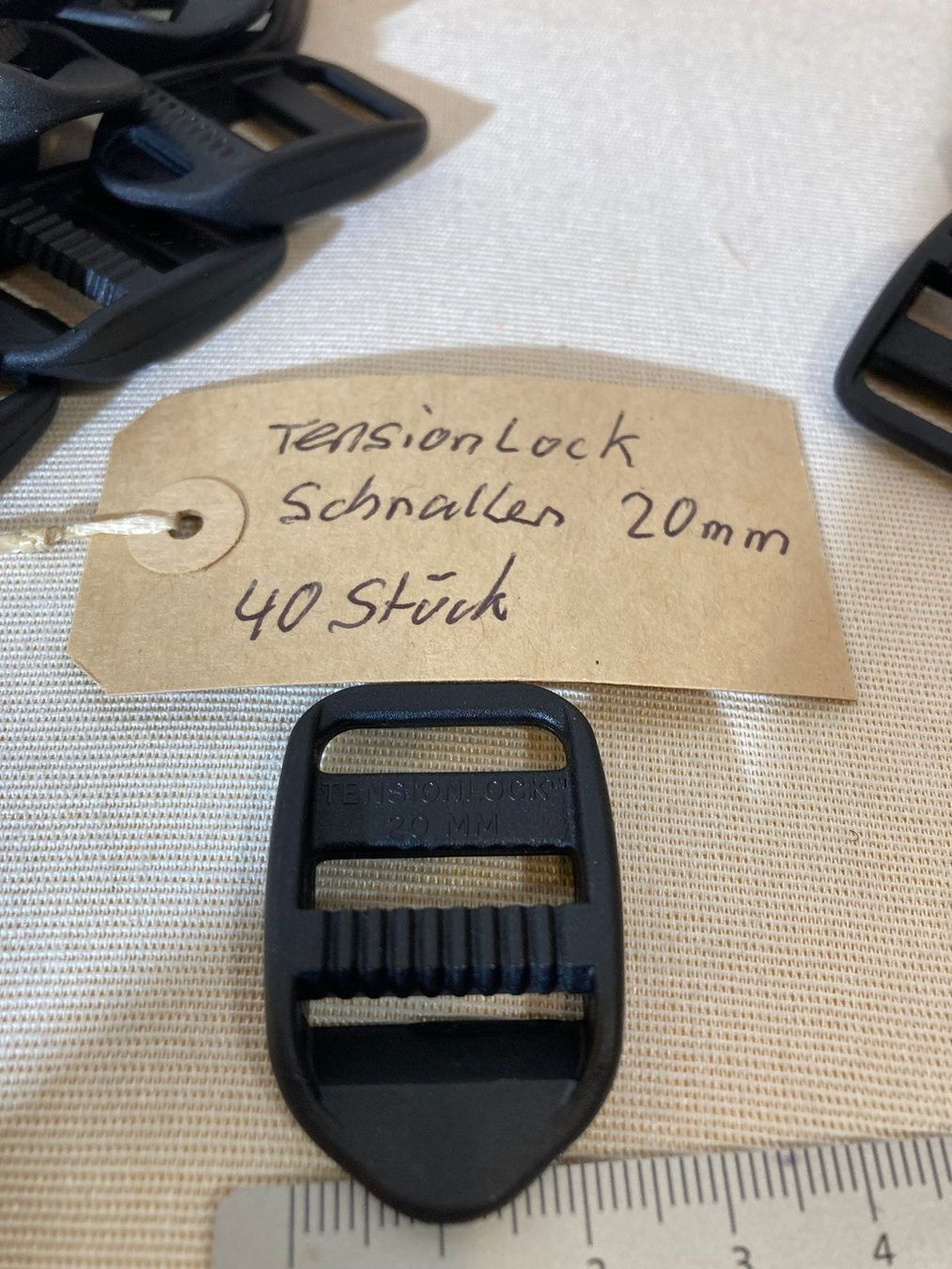 Ersatzteile: Tensionlock Schnallen 20 mm 40 Stück – Neu (gemäss Beschreibung) aus Steffisburg von pet_2d5t 2