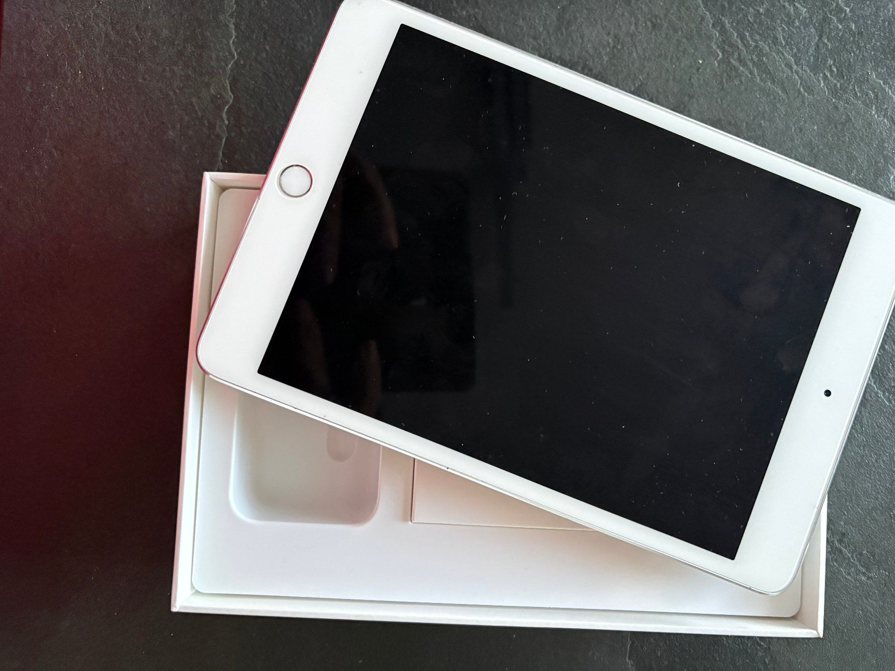 Apple Tablet PC: Apple iPad Tablet silber gebraucht – Usato da Kollbrunn venduto da Elbi5 1